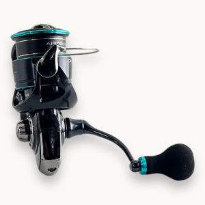 چرخ ماهیگیری DAIWA مدل EMERALDAS کد ELT3000S-H سایز ۳۰۰۰