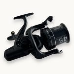 چرخ ماهیگیری کپوری DAIWA مدل EMBLEM 45 SCW QD سایز 5000C